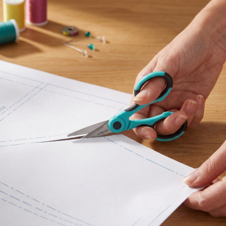 SINGER ProSeries™ 4.5" Detail Scissor